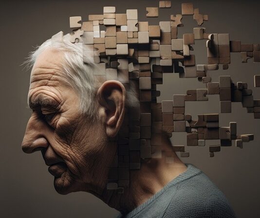 Alzheimer hastalığı, çağımızın en yaygın nörodejeneratif hastalıklarından biridir ve özellikle ileri yaş grubundaki bireyleri etkileyen ciddi bir sağlık sorunudur. Bu hastalık, beyinde ilerleyici bir şekilde işlev kaybına neden olur ve zamanla hafıza, düşünme, öğrenme, karar verme ve günlük yaşam becerilerinde belirgin bir gerileme yaratır. Alzheimer'ın en çarpıcı etkisi, beynin yapısal ve kimyasal dengesini bozarak, kişinin hem zihinsel hem de davranışsal özelliklerinde geri dönüşü olmayan değişimlere yol açmasıdır. Özellikle yaşlı nüfusun giderek arttığı dünyamızda, Alzheimer hastalığı toplumlar üzerinde hem bireysel hem de ekonomik büyük yükler oluşturmaktadır. Konulu bir haber görseli.