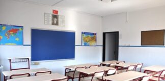 Erken çocukluk dönemi, bir insanın hayatındaki en kritik gelişim evresidir. Bu dönemde alınan eğitim, bireyin ilerleyen yıllardaki bilişsel, duygusal, sosyal ve fiziksel gelişimini doğrudan etkiler. Erken çocukluk eğitimi, çocuğun yaşamının ilk yıllarındaki öğrenme süreçlerini destekleyerek, onların potansiyellerini en üst düzeye çıkarmayı hedefler. Bu yazıda, erken çocukluk eğitiminin gelişim üzerindeki etkilerini ve bu dönemde verilen eğitimle bireylerin nasıl şekillendiğini inceleyeceğiz. Konulu bir haber görseli.