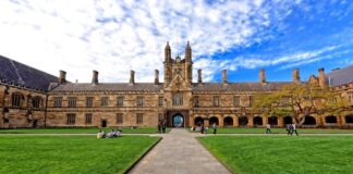 Bilimsel düşüncenin temel yapı taşlarından biri olan hipotez, bir problemin çözümüne yönelik geçici bir açıklama ya da önerme olarak tanımlanabilir. Herhangi bir gözlemden yola çıkarak oluşturulan bu ifade, test edilebilir ve doğrulanabilir nitelikte olmalıdır. Araştırmacılar, bir konuda bilgi eksikliği ya da açıklanmaya ihtiyaç duyan bir durumla karşılaştıklarında, bu belirsizliğe ışık tutmak için hipotez geliştirir. Bu süreç, bilimsel yöntemin kalbinde yer alır ve doğru yöntemlerle test edilerek bilgiyi sistematik hale getirir. Konulu bir haber görseli