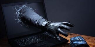 Dijitalleşmenin hız kazanmasıyla birlikte kişisel bilgilerin internet ortamında dolaşımı da ciddi ölçüde arttı. Bu durum, modern çağın en tehlikeli suç türlerinden biri olan kimlik hırsızlığı olaylarını beraberinde getiriyor. Günümüzde bireylerin yalnızca fiziksel belgeleri değil, dijital izleri de hedef haline gelmiş durumda. Banka bilgileri, sosyal medya hesapları, sağlık kayıtları ve resmi kimlik verileri, kötü niyetli kişilerin erişimine açık hale gelebiliyor. Konulu bir haber görseli.