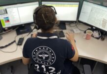 Son yıllarda artan ihbarlar ve şikayetler, kamu kurumlarının işleyişinde daha şeffaf ve hızlı bir süreci beraberinde getiriyor. Vatandaşların dijital platformlar üzerinden kolayca başvuru yapabilmesi, hem yerel yönetimlerin hem de merkezi kurumların daha etkin çalışmasını sağlıyor. Özellikle çevre, sağlık, güvenlik ve tüketici hakları alanında yapılan vatandaş başvurusu sayısındaki yükseliş dikkat çekiyor. Konulu bir haber görseli.