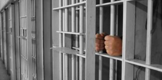 Ceza adalet sisteminde yalnızca cezalandırma değil, bireyin topluma yeniden kazandırılması da büyük önem taşıyor. Bu noktada uygulanan suçlu rehabilitasyon programları, hükümlülerin sosyal hayata uyum sağlamasını hedefleyen kapsamlı çalışmalar olarak öne çıkıyor. Uzmanlara göre, doğru planlanan ve sürdürülebilir şekilde yürütülen rehabilitasyon programı uygulamaları, suçun tekrar işlenme oranını önemli ölçüde azaltabiliyor. Konulu bir haber görseli.