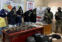 Küreselleşen dünyada suç örgütleri de sınır tanımadan faaliyet göstermeye devam ediyor. Farklı ülkelerde eş zamanlı yürütülen operasyonlar, uluslararası işbirliğinin suçla mücadelede ne kadar kritik bir rol oynadığını bir kez daha ortaya koyuyor. Özellikle organize suç, uyuşturucu ticareti ve siber saldırılar gibi çok boyutlu suç türlerinde, ülkeler arası koordinasyon hayati önem taşıyor. Konulu bir haber görseli.