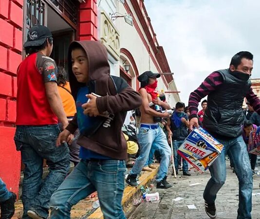 Yağma suçu, bireyin hem malvarlığına hem de kişisel güvenliğine doğrudan yönelen ağır suçlar arasında yer alır. Gasp olarak da bilinen yağma, cebir veya tehdit kullanılarak bir başkasına ait malın alınmasıyla oluşur ve bu yönüyle yalnızca hırsızlıkla sınırlı kalmaz. Suçun işleniş biçimi, mağdur üzerinde bıraktığı psikolojik etki ve toplumda yarattığı korku duygusu nedeniyle hukuk sistemlerinde özel bir ağırlığa sahiptir. Konulu bir haber görseli.